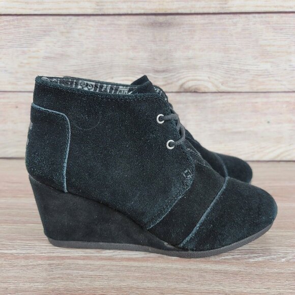 Toms Desert Hidden Wedge Ankle Booties Women's Size 7 Black‎ Suede Heel Shoes - Picture 1 of 10